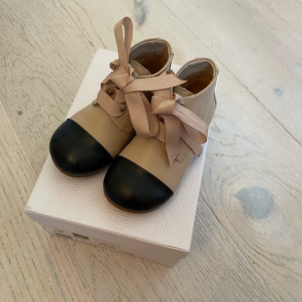 COPY - age of innocence jane boot